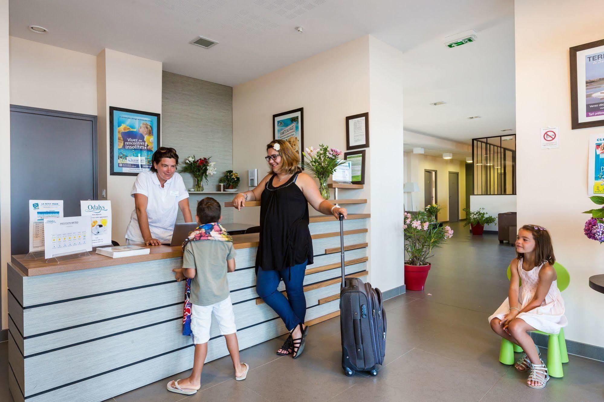 Residence Prestige Odalys De La Plage Pornichet Eksteriør bilde